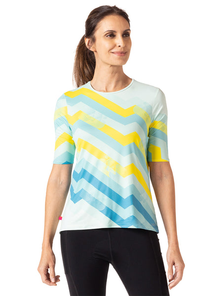 Terry Soleil Flow Short Sleeve Bike Top in color || Level Up Yellow