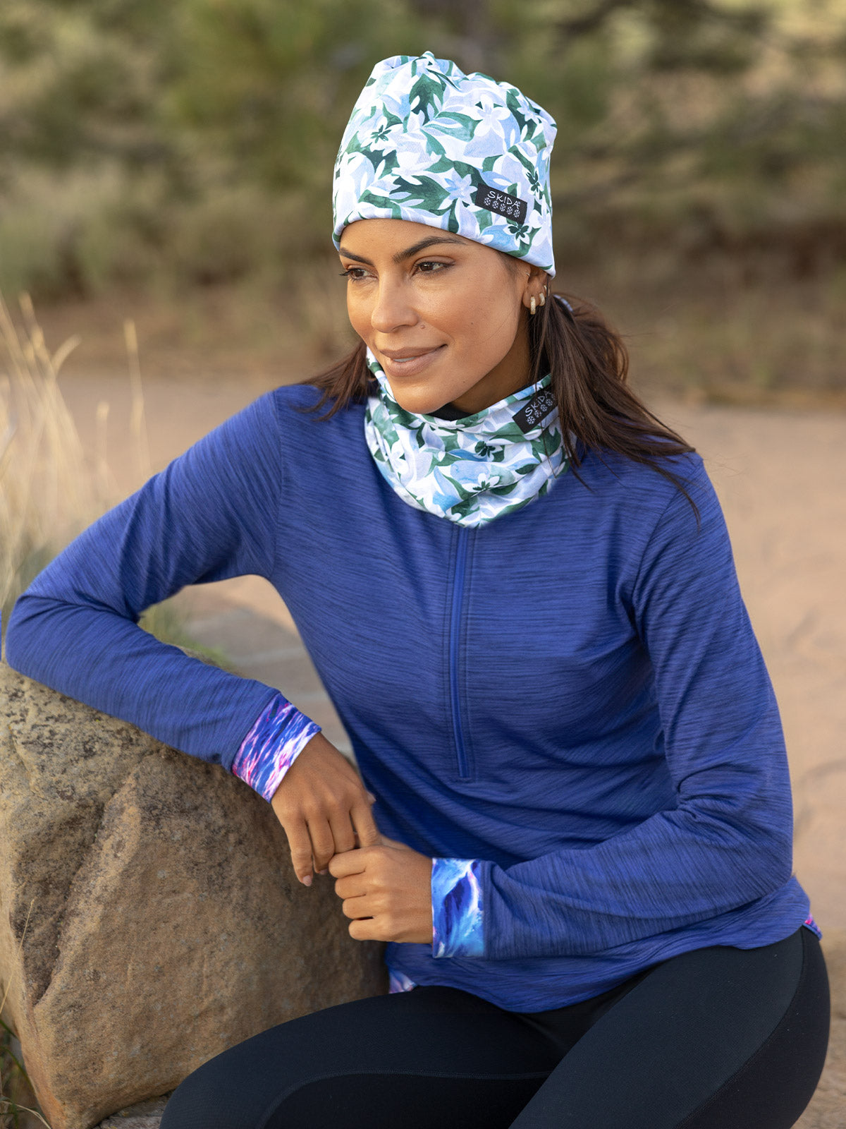 Skida Alpine Neckwarmer in color || Ocean Breeze