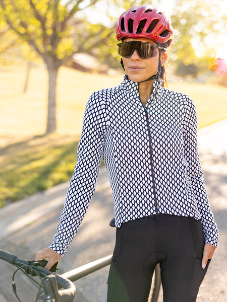Castelli Ventra Thermal Bike Jersey in color || Black | White
