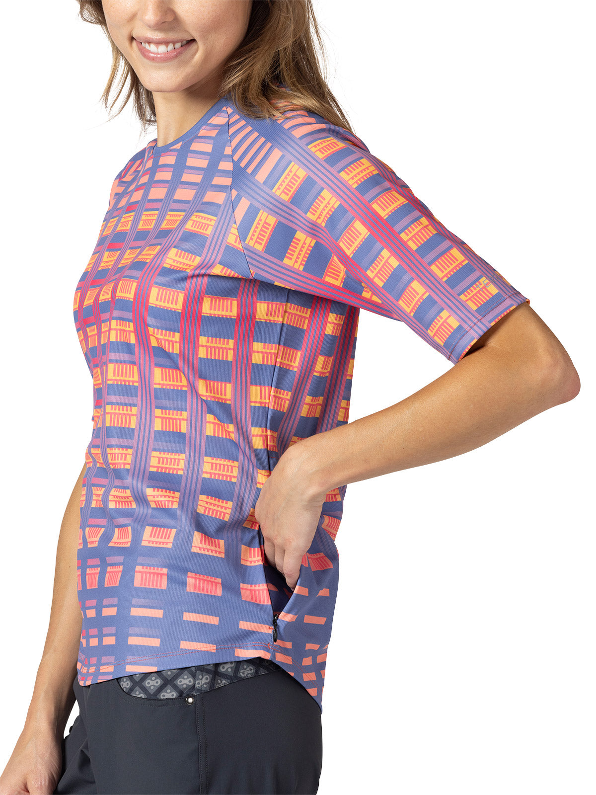 Terry Vista Mountain Bike Top in color || Uncaged Coral